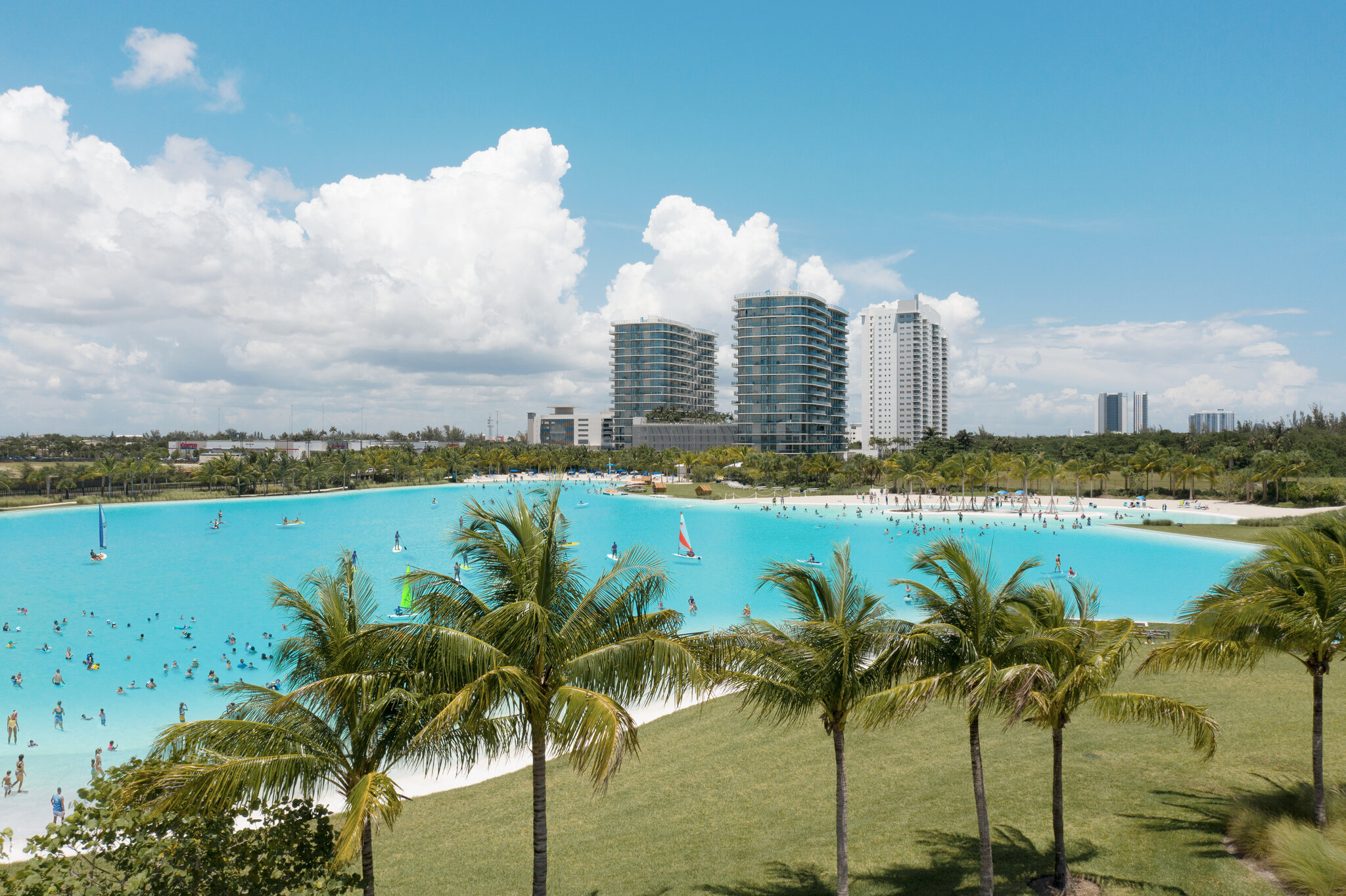 Why Gated Communities with Private Lagoons Are Best for Families